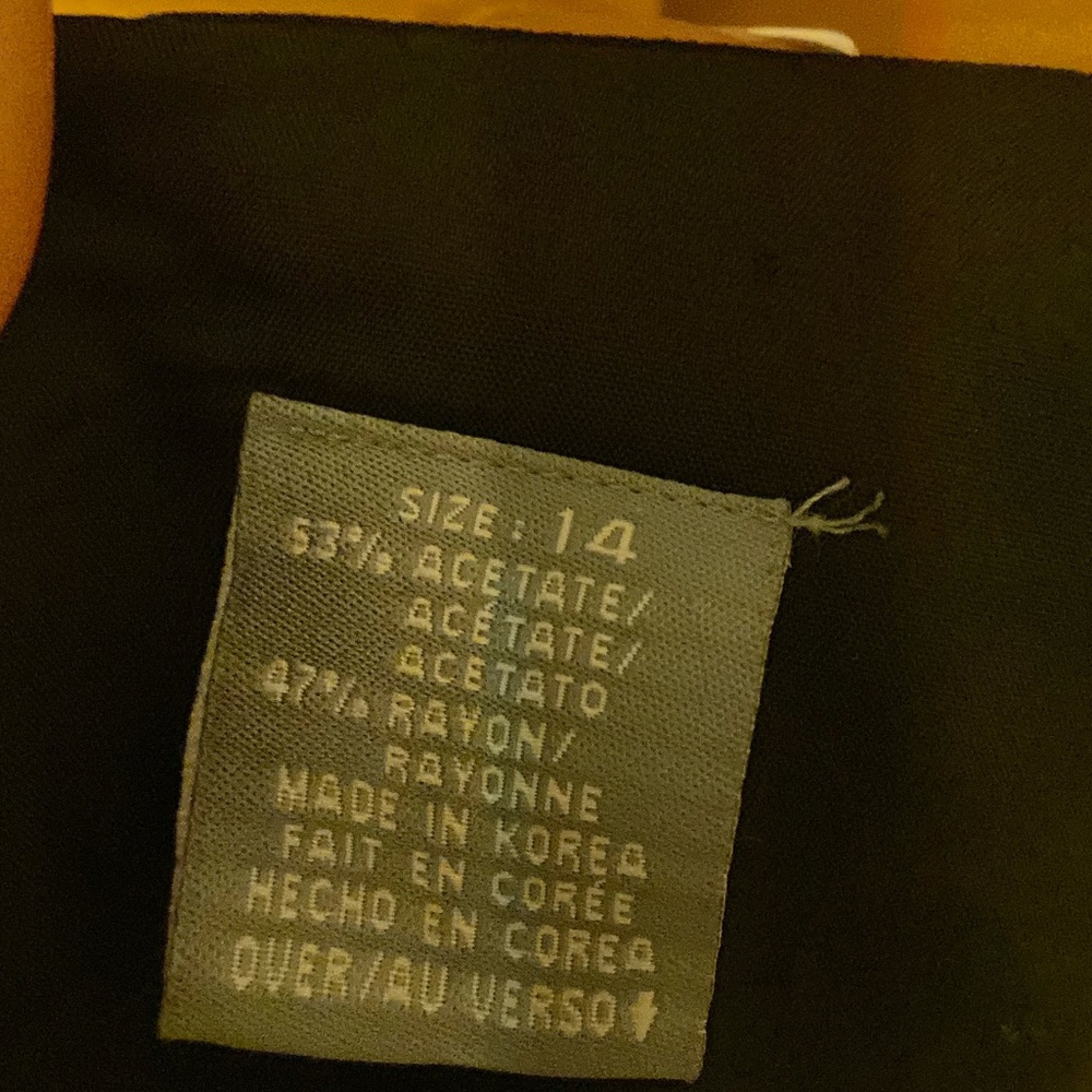 Dress - Picture 4 of 4